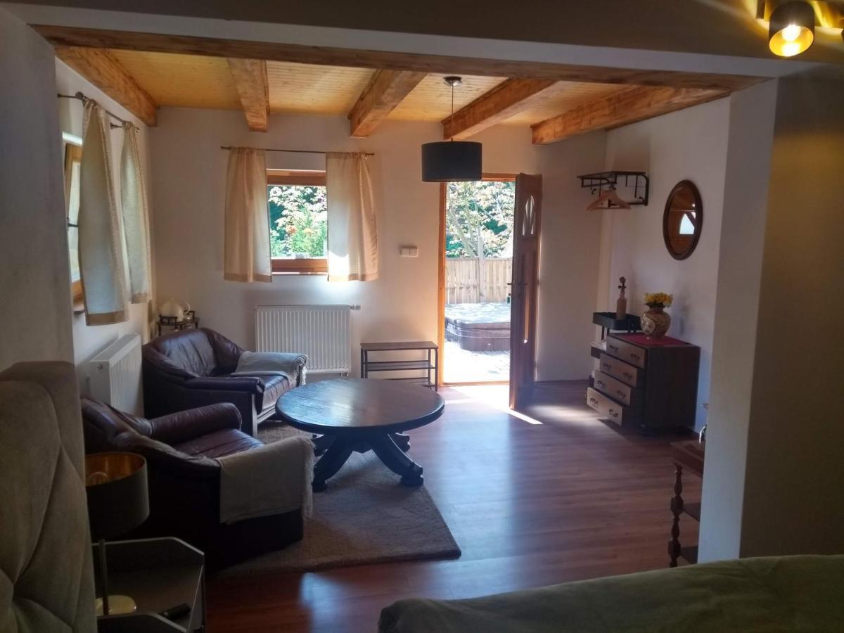Stodola-Soukromy Apartman Pro Dva S Venkovni Virivkou Karlštejn Εξωτερικό φωτογραφία